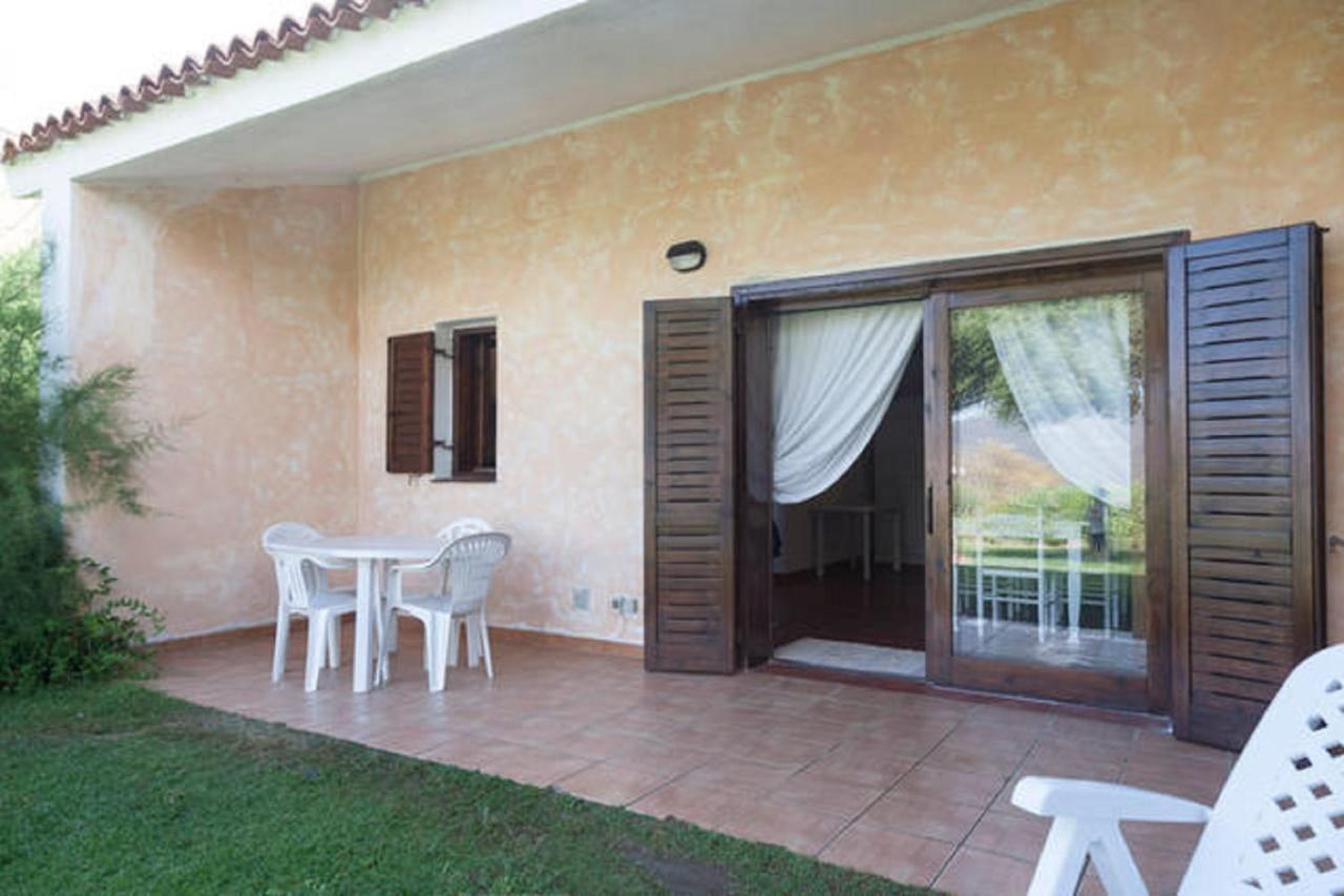 Residenza Costasmeraldina Porto Rotondo Buitenkant foto